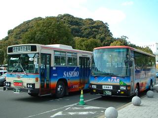 ��\�㓇�̕��сB�E�͒�ϗp�ł����A�̂͒n���ȓh���ł���